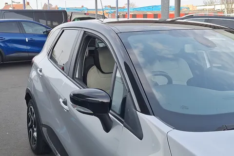 HT18AOK Renault Captur 0.9 TCE 90 Iconic 5dr Thumbnail #28