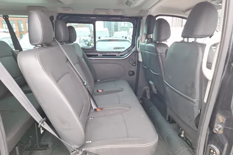 HT24VGE Renault Trafic LL30 Blue dCi 170 Extra [Safety] 9 Seater EDC Thumbnail #28