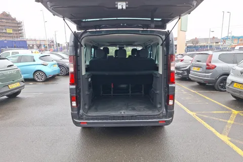 HT24VGE Renault Trafic LL30 Blue dCi 170 Extra [Safety] 9 Seater EDC Thumbnail #20