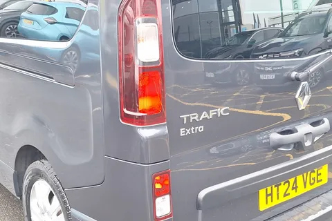 HT24VGE Renault Trafic LL30 Blue dCi 170 Extra [Safety] 9 Seater EDC Thumbnail #17