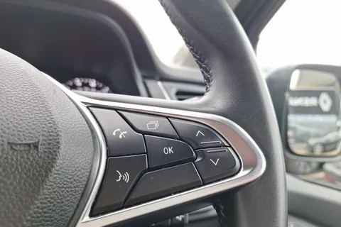 HT24VGE Renault Trafic LL30 Blue dCi 170 Extra [Safety] 9 Seater EDC Thumbnail #31