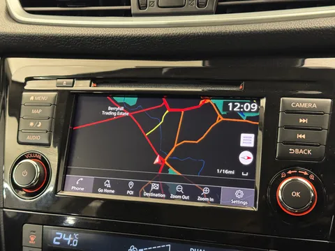 24 of 31 for Nissan Qashqai 1.3 DiG-T Acenta Premium 5dr