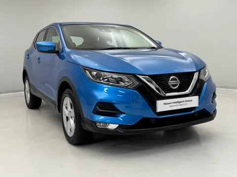 1 of 31 for Nissan Qashqai 1.3 DiG-T Acenta Premium 5dr