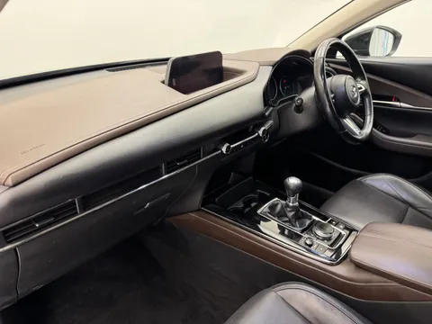 DX72GVN Mazda Cx-30 2.0 e-Skyactiv X MHEV GT Sport Tech Edition 5dr Thumbnail #16