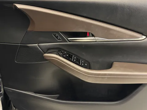 DX72GVN Mazda Cx-30 2.0 e-Skyactiv X MHEV GT Sport Tech Edition 5dr Thumbnail #22