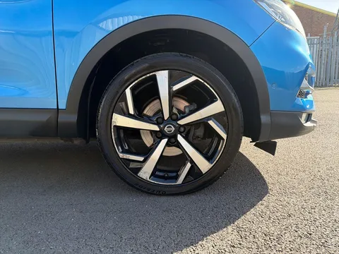 SJ19NGA Nissan Qashqai 1.5 dCi 115 Tekna 5dr DCT Thumbnail #9