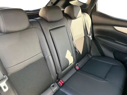 SJ19NGA Nissan Qashqai 1.5 dCi 115 Tekna 5dr DCT Thumbnail #16