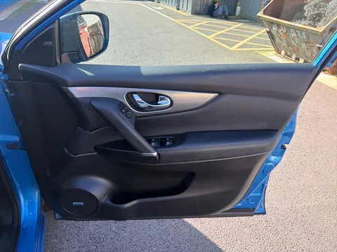 SJ19NGA Nissan Qashqai 1.5 dCi 115 Tekna 5dr DCT Thumbnail #18