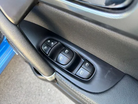 SJ19NGA Nissan Qashqai 1.5 dCi 115 Tekna 5dr DCT Thumbnail #22