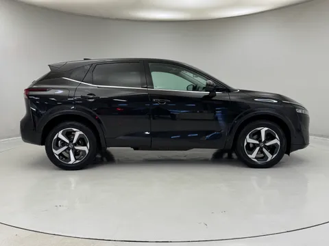 DP22BNY Nissan Qashqai 1.3 DiG-T MH N-Connecta 5dr Thumbnail #8