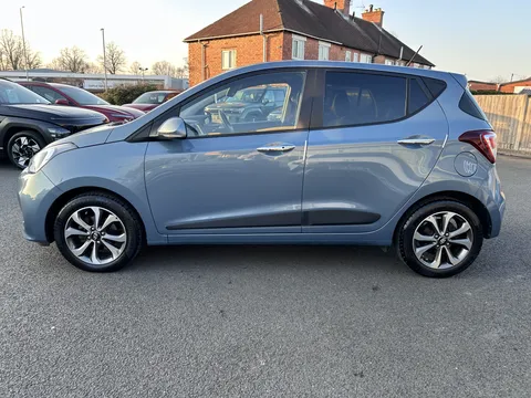 GJ68XGF Hyundai i10 1.2 Premium SE 5dr Auto Thumbnail #13
