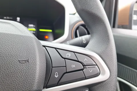 NA74XKO Dacia Spring 27kWh Extreme 65 48kW 5dr Auto Thumbnail #25