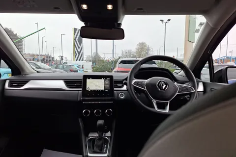 BC24HVT Renault Captur 1.6 E-Tech full hybrid 145 Techno 5dr Auto Thumbnail #4