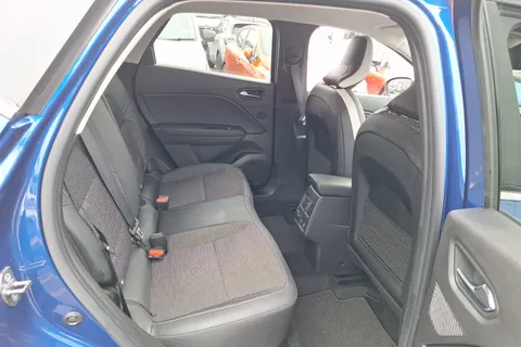 BC24HVT Renault Captur 1.6 E-Tech full hybrid 145 Techno 5dr Auto Thumbnail #21