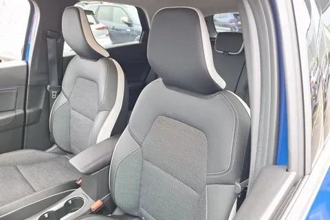 BC24HVT Renault Captur 1.6 E-Tech full hybrid 145 Techno 5dr Auto Thumbnail #23