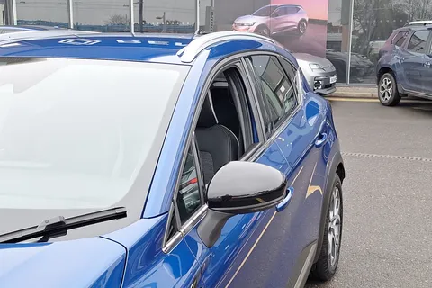 BC24HVT Renault Captur 1.6 E-Tech full hybrid 145 Techno 5dr Auto Thumbnail #39