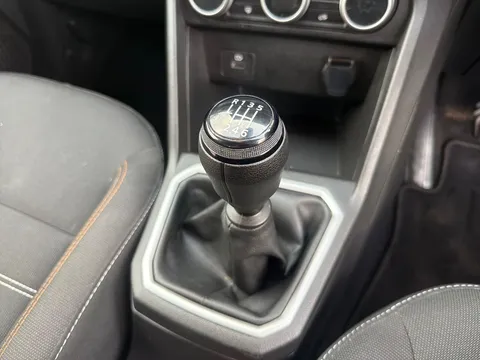 DV73UKN Dacia Sandero Stepway 1.0 TCe Journey 5dr Thumbnail #13