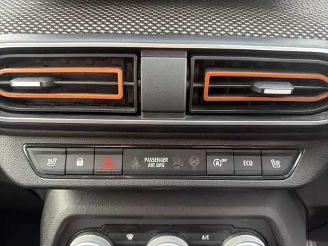 DV73UKN Dacia Sandero Stepway 1.0 TCe Journey 5dr Thumbnail #15