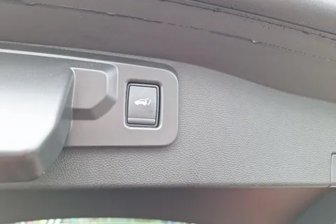 BG25JXP Renault Austral E-Tech FHEV Techno Esprit Alpine 5dr Auto Thumbnail #27