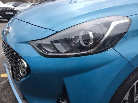 DS21EVF Hyundai i10 1.0 MPi Premium 5dr Thumbnail #18