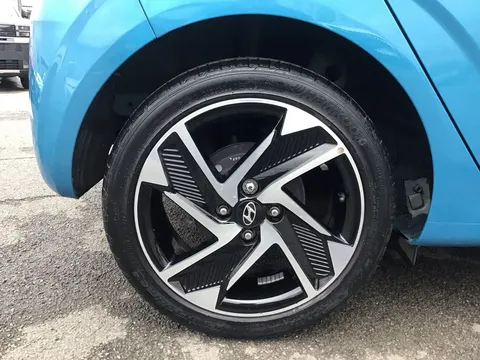 DS21EVF Hyundai i10 1.0 MPi Premium 5dr Thumbnail #20