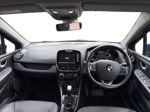 6 of 31 for Renault Clio 0.9 TCE 90 Signature Nav 5dr