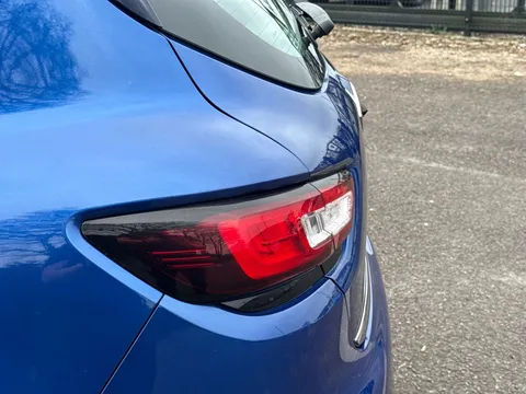 30 of 31 for Renault Clio 0.9 TCE 90 Signature Nav 5dr