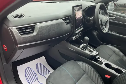 HT75DXM Renault ARKANA 1.6 E-Tech FHEV 145 Esprit Alpine 5dr Auto Thumbnail #4