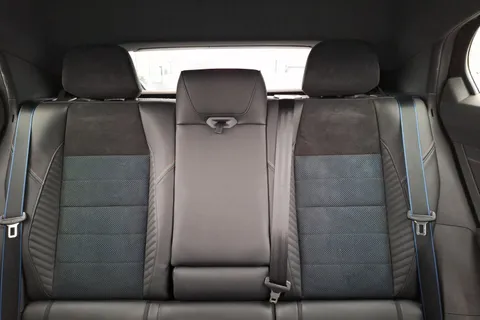 BT74VNW Renault Rafale E-Tech FHEV Techno Esprit Alpine 5dr Auto 4C Thumbnail #11