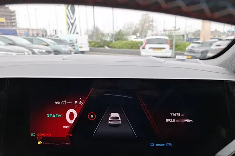 BT74VNW Renault Rafale E-Tech FHEV Techno Esprit Alpine 5dr Auto 4C Thumbnail #12