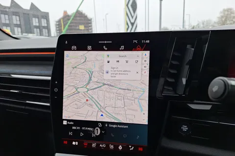 BT74VNW Renault Rafale E-Tech FHEV Techno Esprit Alpine 5dr Auto 4C Thumbnail #20