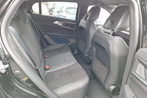 BT74VNW Renault Rafale E-Tech FHEV Techno Esprit Alpine 5dr Auto 4C Thumbnail #22