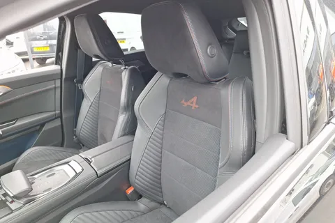 BT74VNW Renault Rafale E-Tech FHEV Techno Esprit Alpine 5dr Auto 4C Thumbnail #23