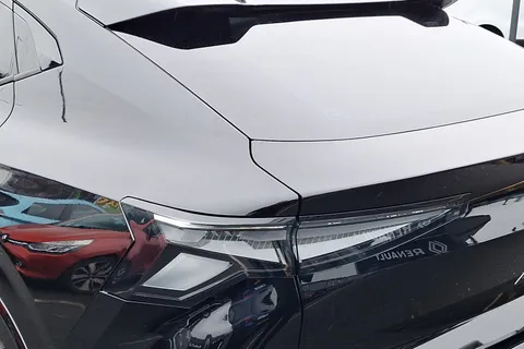 BT74VNW Renault Rafale E-Tech FHEV Techno Esprit Alpine 5dr Auto 4C Thumbnail #33