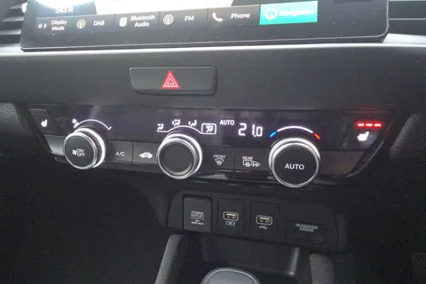 DC72BDE Honda Jazz 1.5 i-MMD Hybrid Crosstar EX 5dr eCVT Thumbnail #14