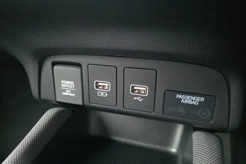 DC72BDE Honda Jazz 1.5 i-MMD Hybrid Crosstar EX 5dr eCVT Thumbnail #15