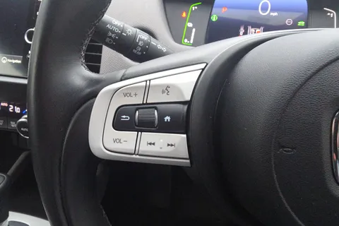 DC72BDE Honda Jazz 1.5 i-MMD Hybrid Crosstar EX 5dr eCVT Thumbnail #22