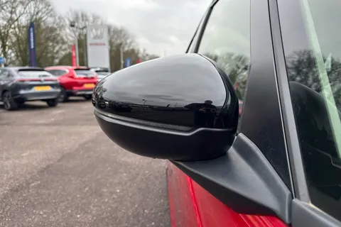 DC73UKD Honda Jazz 1.5 i-MMD Hybrid Advance Sport 5dr eCVT Thumbnail #30