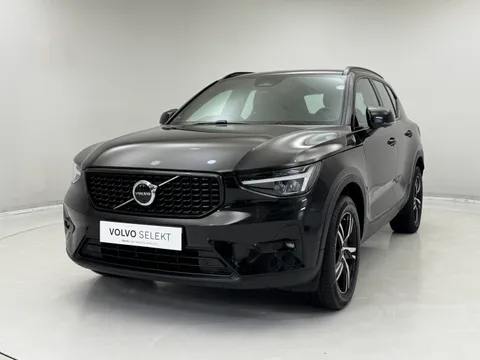 DY23KJU Volvo XC40 2.0 B3P Plus Dark 5dr Auto Thumbnail #3