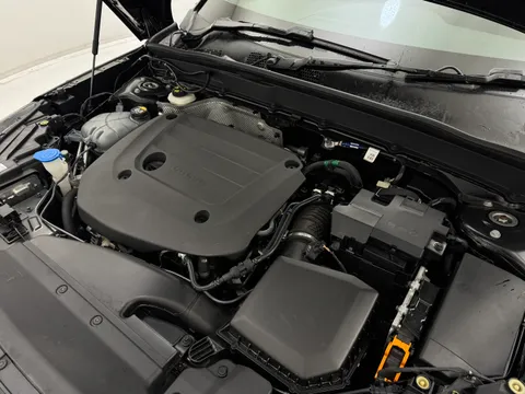 DY23KJU Volvo XC40 2.0 B3P Plus Dark 5dr Auto Thumbnail #33