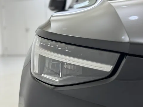 DY23KJU Volvo XC40 2.0 B3P Plus Dark 5dr Auto Thumbnail #36