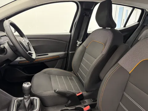 DY72NDZ Dacia Sandero Stepway 1.0 TCe Bi-Fuel Comfort 5dr Thumbnail #13