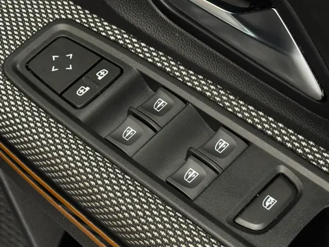 DY72NDZ Dacia Sandero Stepway 1.0 TCe Bi-Fuel Comfort 5dr Thumbnail #18