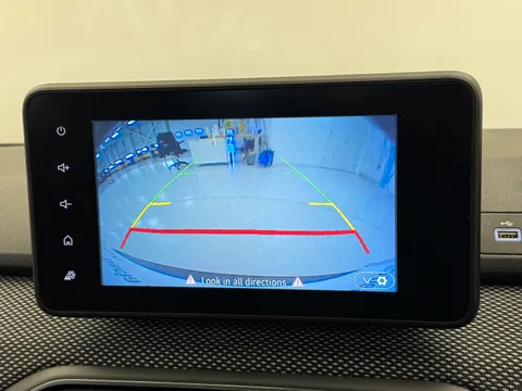 DY72NDZ Dacia Sandero Stepway 1.0 TCe Bi-Fuel Comfort 5dr Thumbnail #24