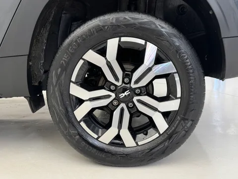 EJ23BNB Dacia Duster 1.3 TCe 150 Journey 5dr EDC Thumbnail #9