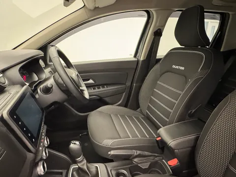 EJ23BNB Dacia Duster 1.3 TCe 150 Journey 5dr EDC Thumbnail #15