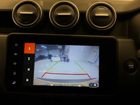 EJ23BNB Dacia Duster 1.3 TCe 150 Journey 5dr EDC Thumbnail #28