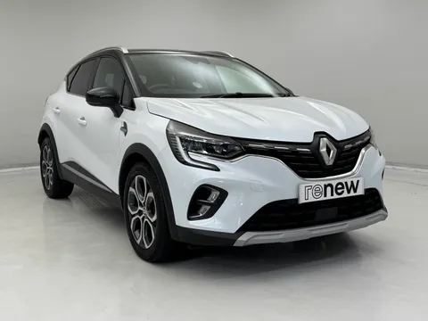 PF72NBE Renault Captur 1.6 E-Tech full hybrid 145 Techno 5dr Auto Thumbnail #1