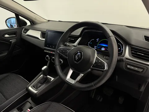 PF72NBE Renault Captur 1.6 E-Tech full hybrid 145 Techno 5dr Auto Thumbnail #19