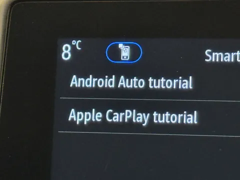 PF72NBE Renault Captur 1.6 E-Tech full hybrid 145 Techno 5dr Auto Thumbnail #24